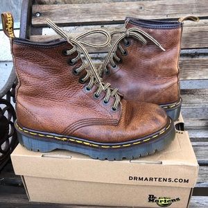 🤎RARE Dr Martens Brown Boots🤎